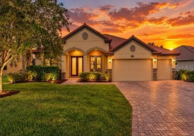 Photo 1 of Single family home for sale at 3950 Sunset Lake Dr, Lakeland, FL 33810 | MLS# L4964793 | Listing updated on 2026-10-21