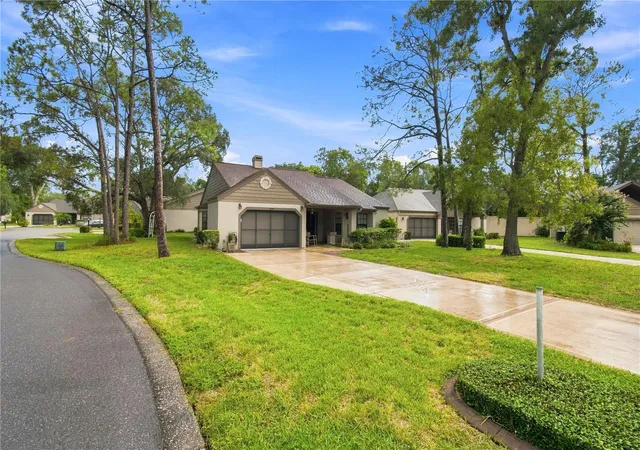 Photo 3 of Single family home for sale at 6084 Port Rush Ct, Spring Hill, FL 34606 | MLS# TB8545249 | Listing updated on 2026-09-28