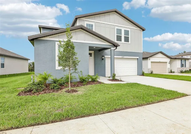 Photo 3 of Single family home for sale at 12579 Hourglass Way, Dade City, FL 33525 | MLS# TB8545275 | Listing updated on 2026-09-28