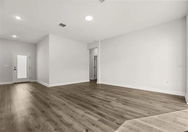 Photo 2 of Single family home for sale at 1101 Saint Tropez Ct, Kissimmee, FL 34759 | MLS# O6438919 | Listing updated on 2026-10-15