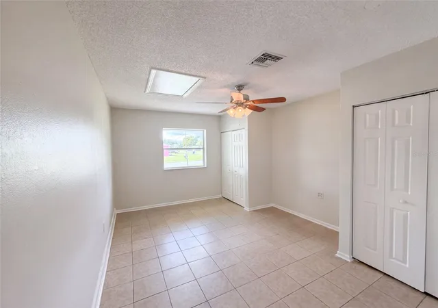 Photo 3 of Single family home for sale at 1262 Padgett Cir, Lady Lake, FL 32159 | MLS# O6438923 | Listing updated on 2026-09-20