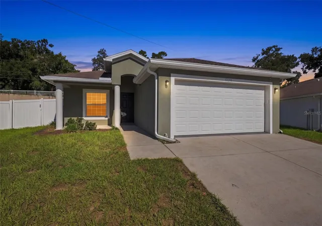 Photo 1 of Single family home for sale at 37150 Highland Blf Cir, Dade City, FL 33523 | MLS# W7889182 | Listing updated on 2026-09-04