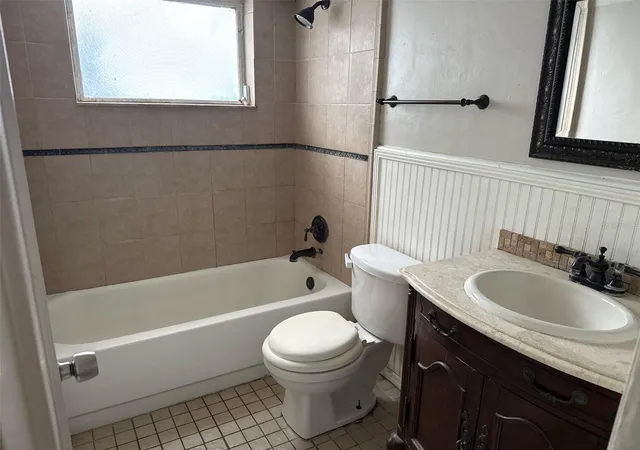 Photo 3 of Single family home for sale at 9220 Lido Ln, Port Richey, FL 34668 | MLS# O6438930 | Listing updated on 2026-09-08