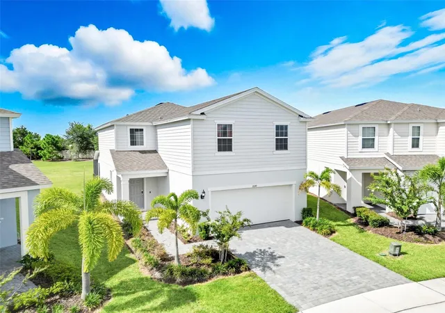 Photo 1 of Single family home for sale at 3397 Lilac Way, Davenport, FL 33897 | MLS# O6438932 | Listing updated on 2026-09-04