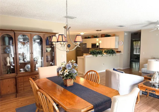 Photo 4 of House for sale at 16878 SE 94th Sunnybrook Cir, The Villages, FL 32162 | MLS# G5117343 | Listing updated on 2026-09-23
