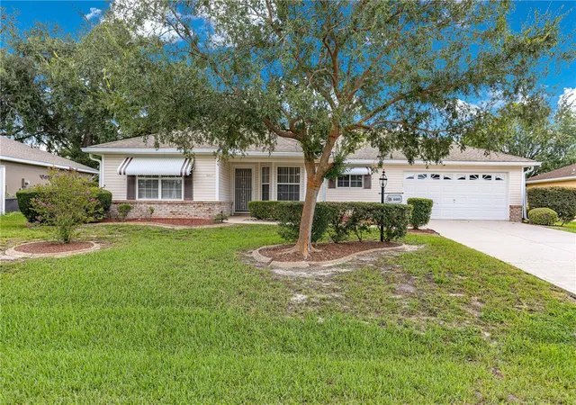 Photo 2 of Single family home for sale at 8485 Sw 60th Circle, Ocala, FL 34476 | MLS# OM731630 | Listing updated on 2026-09-04