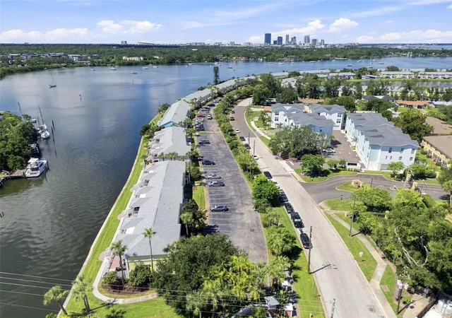 Listing Photo 2 - Condo for sale in building located at 3889 Pompano Dr Se, ST PETERSBURG, FL 33705 - Unit #A