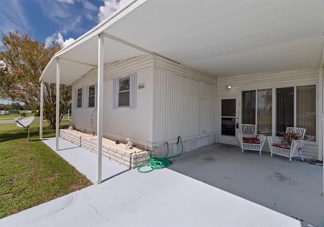 Photo 3 of Manufactured home for sale at 8164 Highpoint Blvd, Brooksville, FL 34613 | MLS# TB8545307 | Listing updated on 2026-10-20