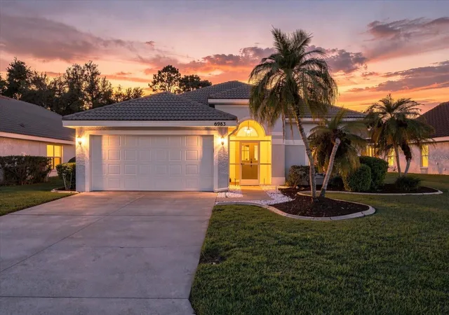 Photo 1 of Single family home for sale at 6983 Superior St Cir, Sarasota, FL 34243 | MLS# A4704980 | Listing updated on 2026-09-06