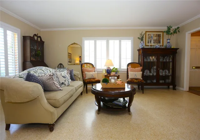 Photo 2 of Single family home for sale at 4414 W Watrous Ave, Tampa, FL 33629 | MLS# TB8545309 | Listing updated on 2026-10-08