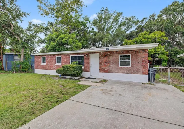 Photo 3 of Single family home for sale at 675 11th Place, Safety Harbor, FL 34695 | MLS# TB8545310 | Listing updated on 2026-09-17