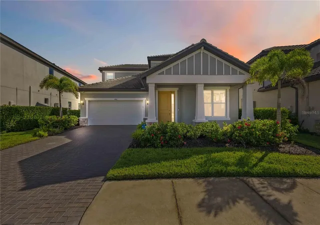 Photo 1 of Single family home for sale at 4745 Antrim Dr, Sarasota, FL 34240 | MLS# A4704982 | Listing updated on 2026-09-13