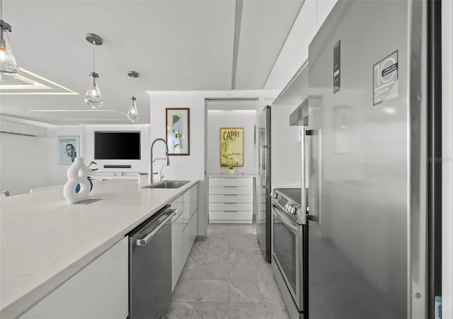 Photo 4 of Condo for sale at 3001 Avenida Isla Verde #2204, Carolina, PR 00979 | MLS# PR9123924 | Listing updated on 2026-09-04