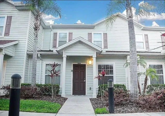 Townhouse for sale at 3211 Gold Ln, KISSIMMEE, FL 34747 | MLS# O6438956