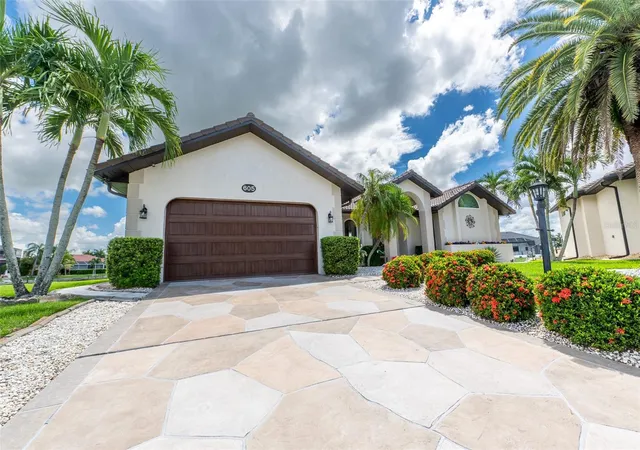 Photo 3 of Single family home for sale at 605 Candia Ct, Punta Gorda, FL 33950 | MLS# C7530334 | Listing updated on 2026-10-07