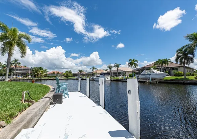 Photo 4 of Single family home for sale at 605 Candia Ct, Punta Gorda, FL 33950 | MLS# C7530334 | Listing updated on 2026-10-07