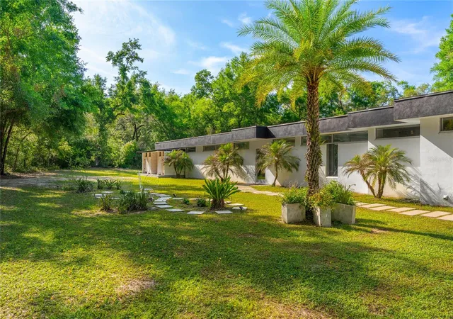 Photo 1 of Single family home for sale at 9600 E New Hope Ct, Floral City, FL 34436 | MLS# O6438958 | Listing updated on 2026-10-05