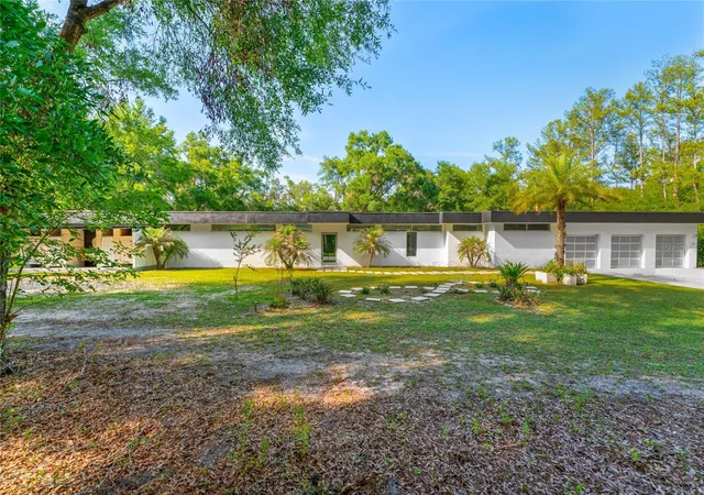 Photo 3 of Single family home for sale at 9600 E New Hope Ct, Floral City, FL 34436 | MLS# O6438958 | Listing updated on 2026-10-05