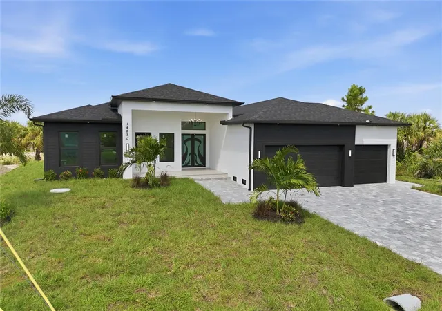 Photo 2 of Single family home for sale at 14270 Fort Worth Cir, Port Charlotte, FL 33981 | MLS# O6438965 | Listing updated on 2026-09-04