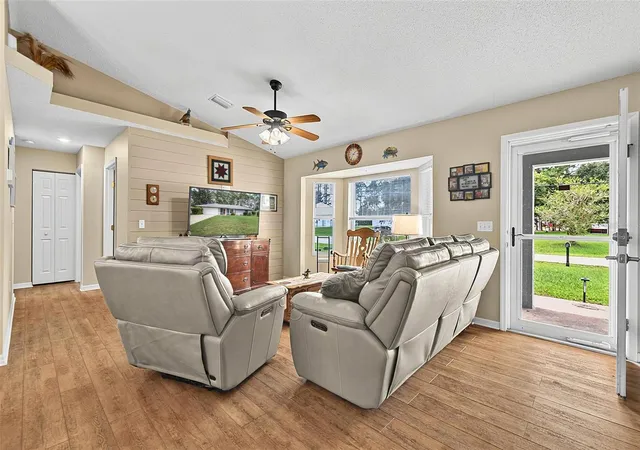 Photo 2 of Single family home for sale at 98 Smith Trl, Palm Coast, FL 32164 | MLS# FC321193 | Listing updated on 2026-09-04