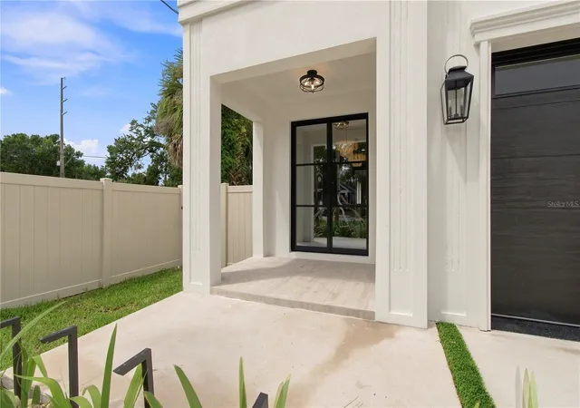 Photo 4 of Single family home for sale at 3429 W Palmetto St, Tampa, FL 33607 | MLS# TB8545325 | Listing updated on 2026-09-23