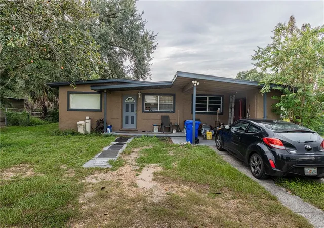 Single family home for sale at 2021 S Crystal Lake Dr, LAKELAND, FL 33801 | MLS# TB8545327