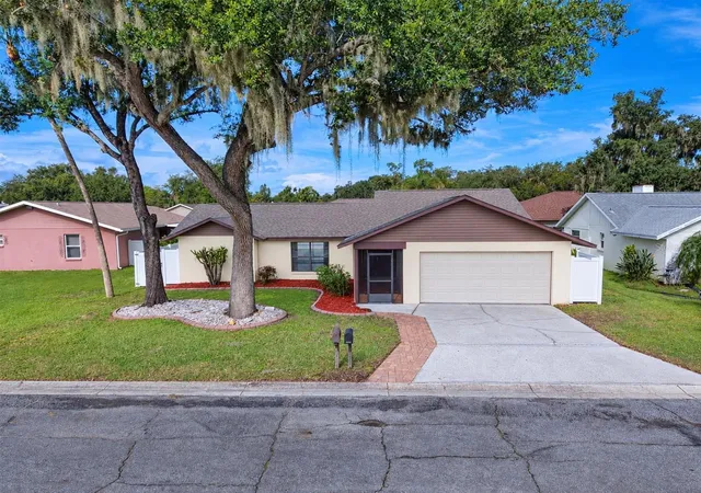 Single family home for sale at 5456 81st Avenue Cir E, PALMETTO, FL 34221 | MLS# A4704995