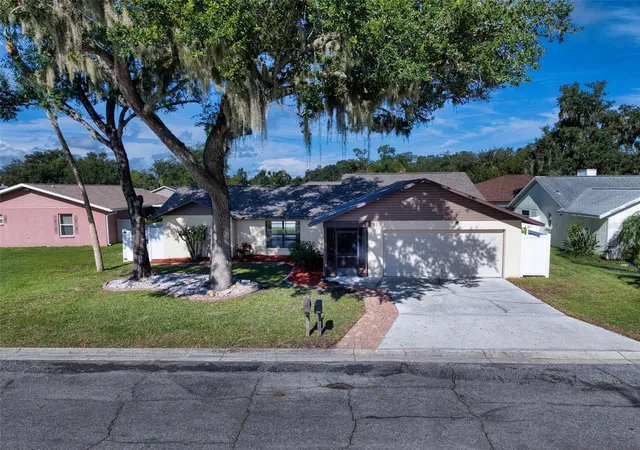 Photo 3 of Sale Pending at 5456 81st Avenue Cir E, Palmetto, FL 34221 | MLS# A4704995 | Listing updated on 2026-10-04