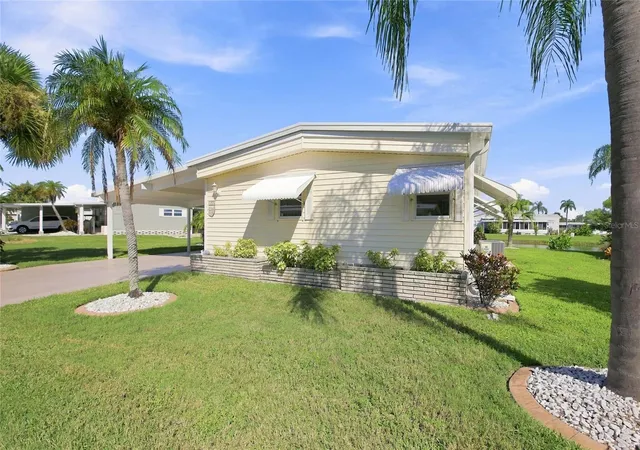 Photo 2 of Manufactured home for sale at 106 King Arthur Dr, Nokomis, FL 34275 | MLS# A4704999 | Listing updated on 2026-09-11