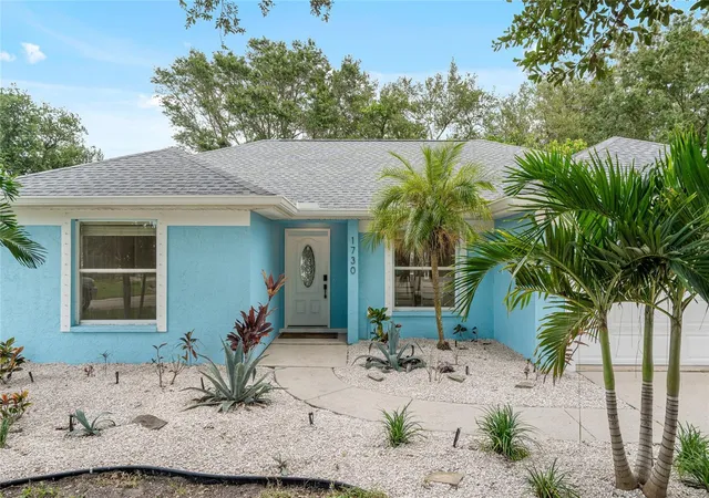 Photo 2 of Single family home for sale at 1730 Nelda Ln, Sarasota, FL 34232 | MLS# A4705003 | Listing updated on 2026-10-07