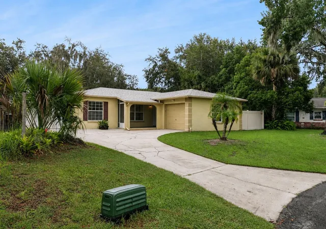 Photo 1 of Single family home for sale at 104 La Costa Ct, Sanford, FL 32773 | MLS# V4951107 | Listing updated on 2026-09-05