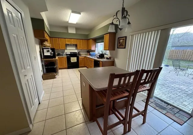 Photo 4 of Single family home for sale at 406 Wingate Cir, Oldsmar, FL 34677 | MLS# O6439011 | Listing updated on 2026-10-03