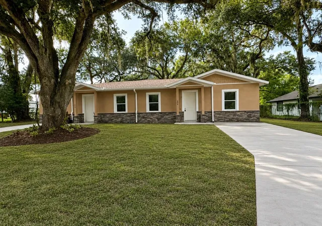 Photo 1 of Multi family home for sale at 308 E Damon St, Plant City, FL 33563 | MLS# TB8545355 | Listing updated on 2026-09-05