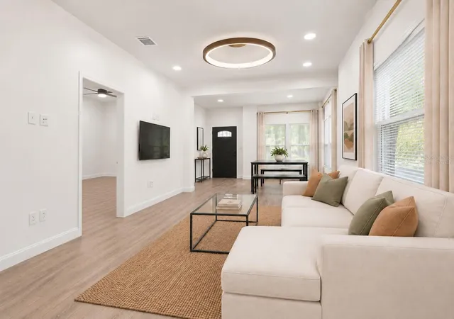 Photo 4 of Single family home for sale at 1202 E 32nd Avenue, Tampa, FL 33603 | MLS# TB8545367 | Listing updated on 2026-09-21