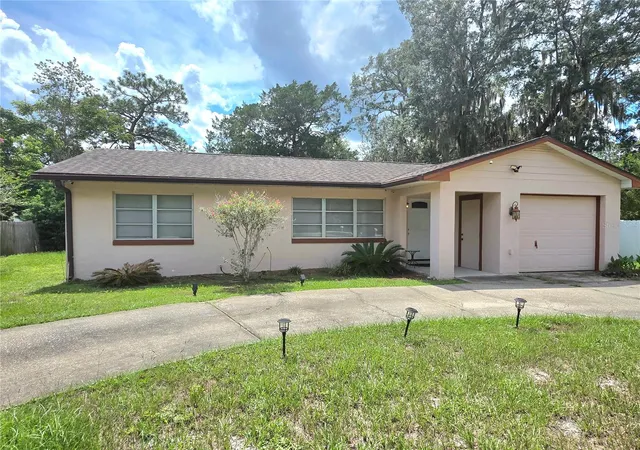 Photo 1 of Single family home for sale at 153 E Highbanks Rd, Debary, FL 32713 | MLS# O6439035 | Listing updated on 2026-09-05