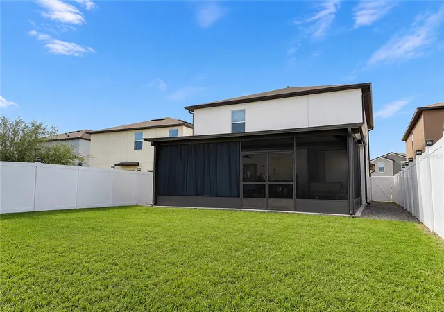 Photo 3 of Single family home for sale at 407 Royal Empress Dr, Ruskin, FL 33570 | MLS# TB8545384 | Listing updated on 2026-10-07