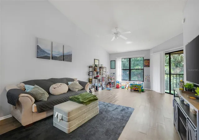 Listing Photo 4 - Condo for sale in building located at 7661 Sugar Bend Dr, ORLANDO, FL 32819 - Unit #7661