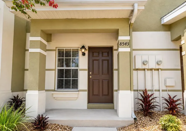 Photo 3 of Townhouse for sale at 8543 Trl Wind Dr, Tampa, FL 33647 | MLS# TB8545393 | Listing updated on 2026-09-08