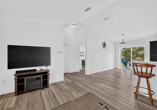 Photo 4 of Single family home for sale at 23 Fisher Loop Pass, Ocklawaha, FL 32179 | MLS# G5117356 | Listing updated on 2026-09-14