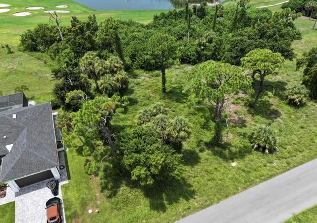 Photo 4 of Land for sale at 18 Pine Valley Ct, Rotonda West, FL 33947 | MLS# D6148659 | Listing updated on 2026-09-21