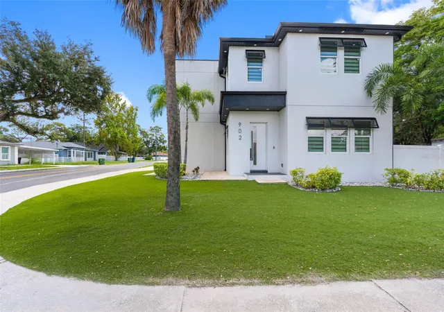 Photo 3 of Single family home for sale at 902 W Sligh Ave, Tampa, FL 33604 | MLS# TB8545400 | Listing updated on 2026-10-08
