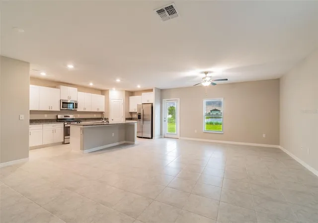 Photo 3 of Single family home for sale at 5064 White Chicory Dr, Apollo Beach, FL 33572 | MLS# TB8545403 | Listing updated on 2026-10-05