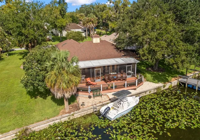 Photo 1 of Single family home for sale at 814 Palm Harbor Ct, Leesburg, FL 34748 | MLS# O6439054 | Listing updated on 2026-09-15
