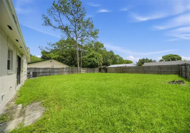 Photo 20 of Single family home for sale at 5635 Stull Ave, Orlando, FL 32810 | MLS# TB8545408 | Listing updated on 2026-09-06