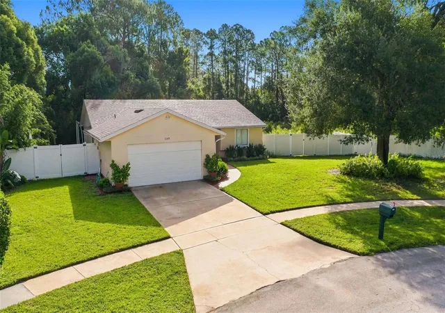 Photo 1 of Single family home for sale at 1149 Autumn Brk Cir, Longwood, FL 32750 | MLS# O6439062 | Listing updated on 2026-09-05