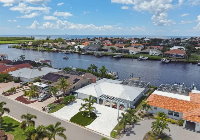 Photo 1 of Single family home for sale at 919 Chipaway Dr, Apollo Beach, FL 33572 | MLS# TB8545425 | Listing updated on 2026-09-04