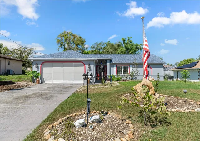 Photo 2 of Single family home for sale at 3069 Ardenwood Dr, Spring Hill, FL 34609 | MLS# W7889194 | Listing updated on 2026-09-13