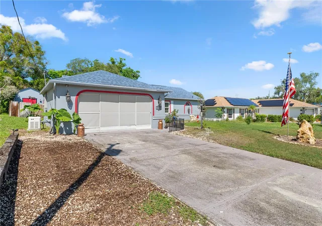 Photo 3 of Single family home for sale at 3069 Ardenwood Dr, Spring Hill, FL 34609 | MLS# W7889194 | Listing updated on 2026-09-13