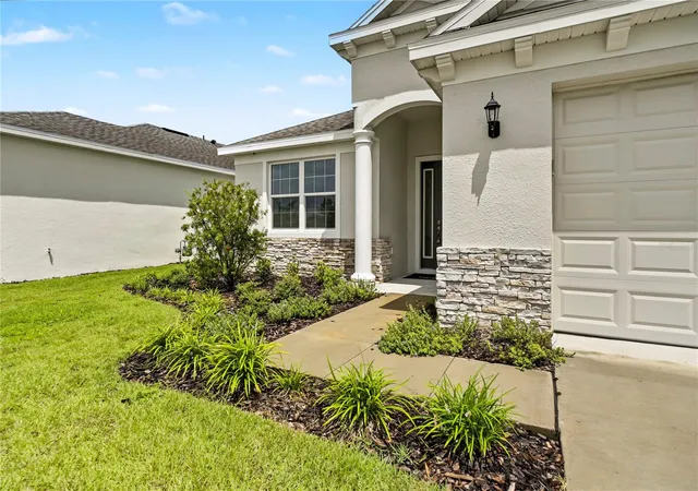 Photo 4 of Single family home for sale at 3951 Kennebunk Loop, Mount Dora, FL 32757 | MLS# O6439079 | Listing updated on 2026-09-28