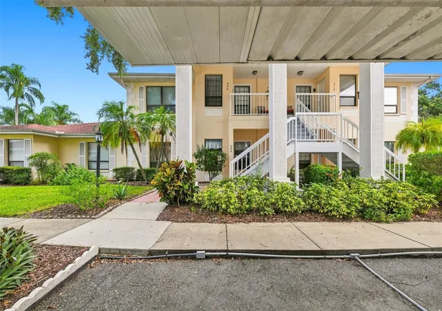 Photo 2 of Condo for sale at 304 Kelsey Way, Sun City Center, FL 33573 | MLS# TB8545442 | Listing updated on 2026-09-04